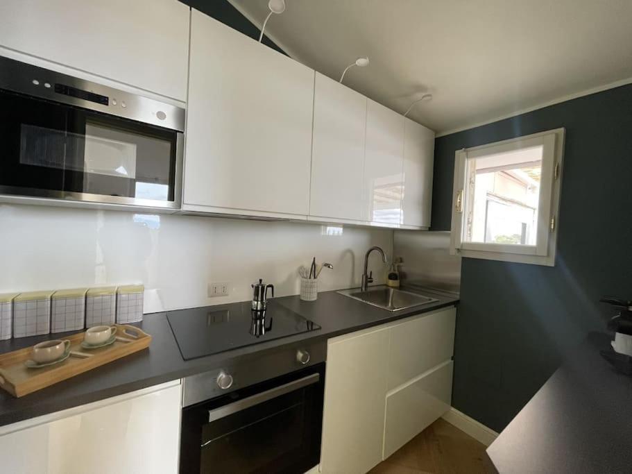 Ultra Stylish Modern Attic Apartment Rome Exterior photo